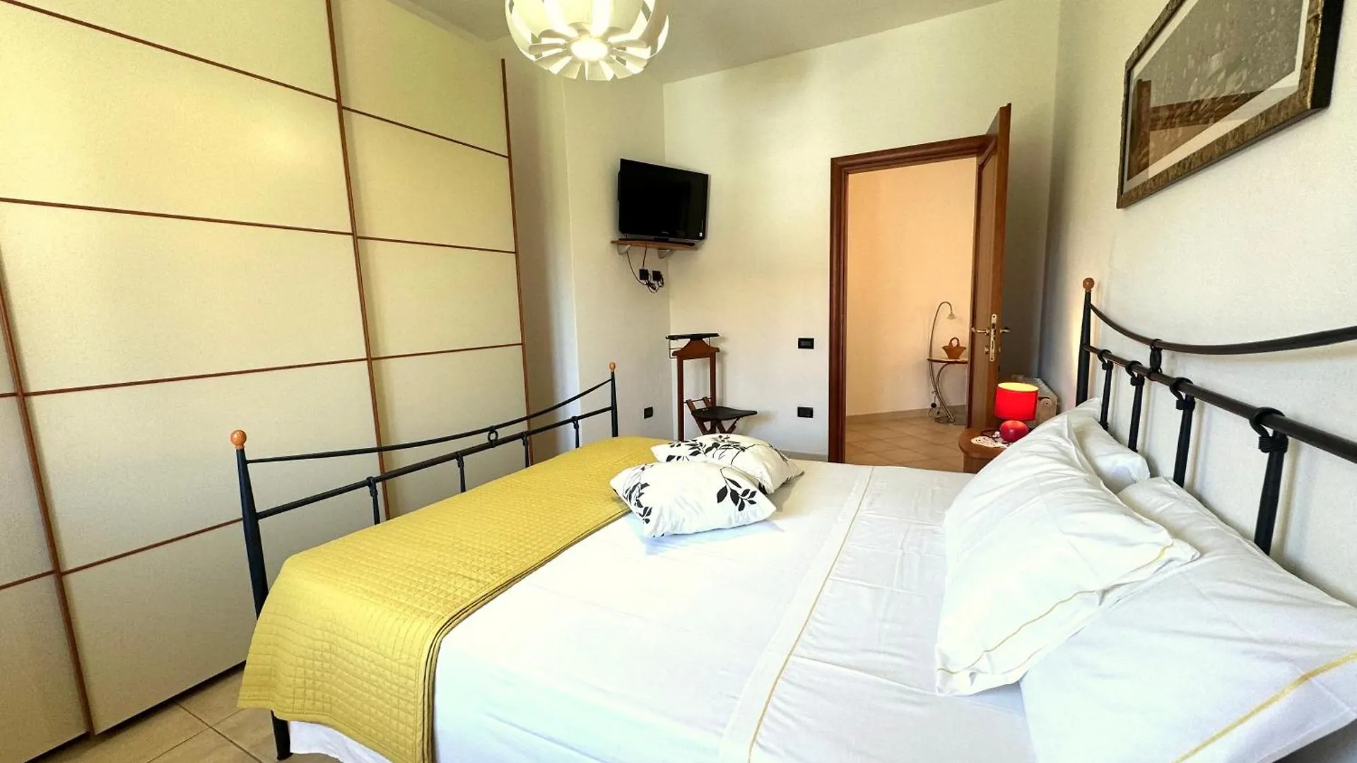 Rosa'S House - Zona Ospedaliera Lägenhet Cagliari 0*,  Italien