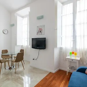 Hc Claudia Apartment