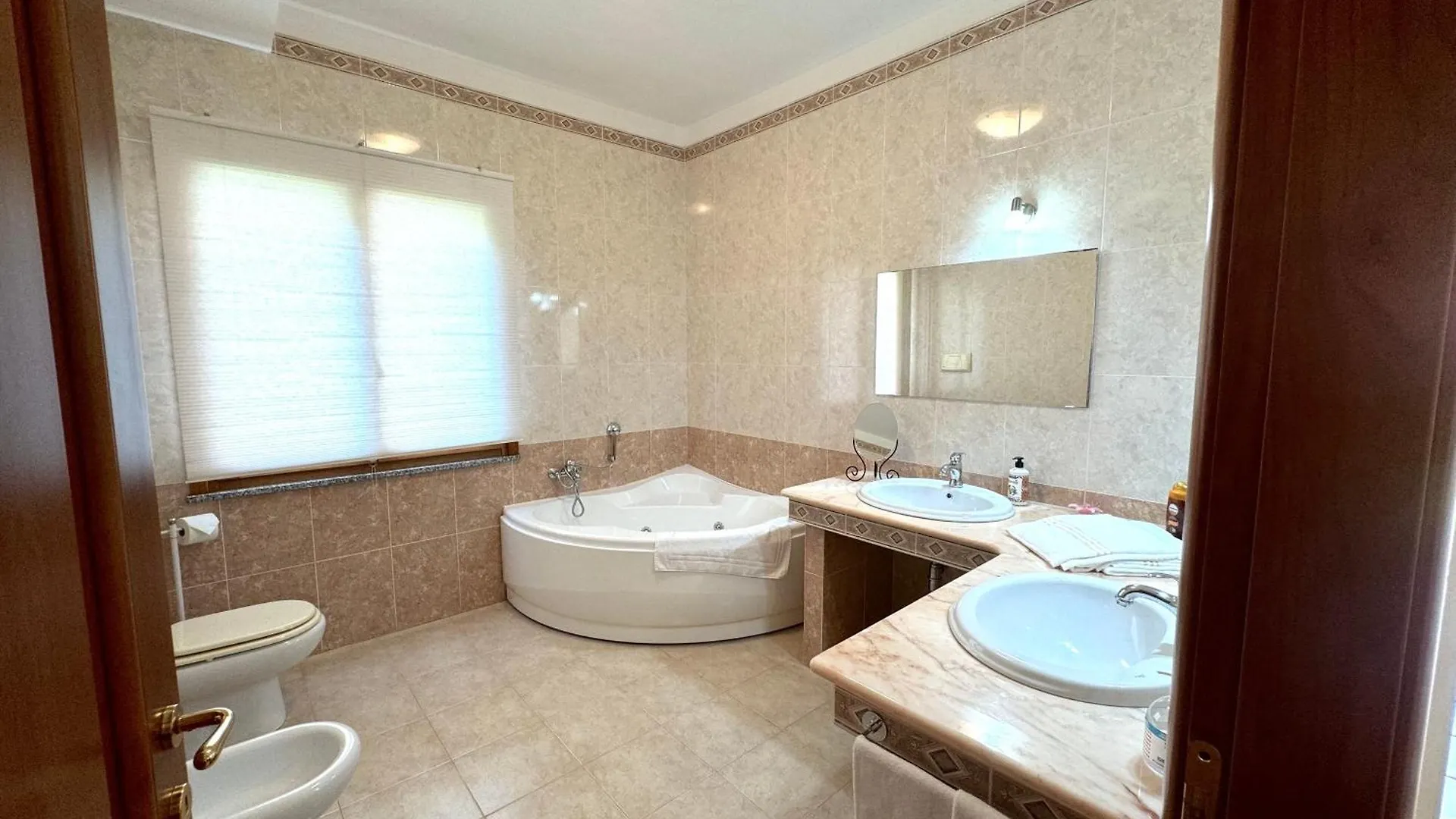 Appartamento Rosa's House - zona ospedaliera Cagliari 0*,
